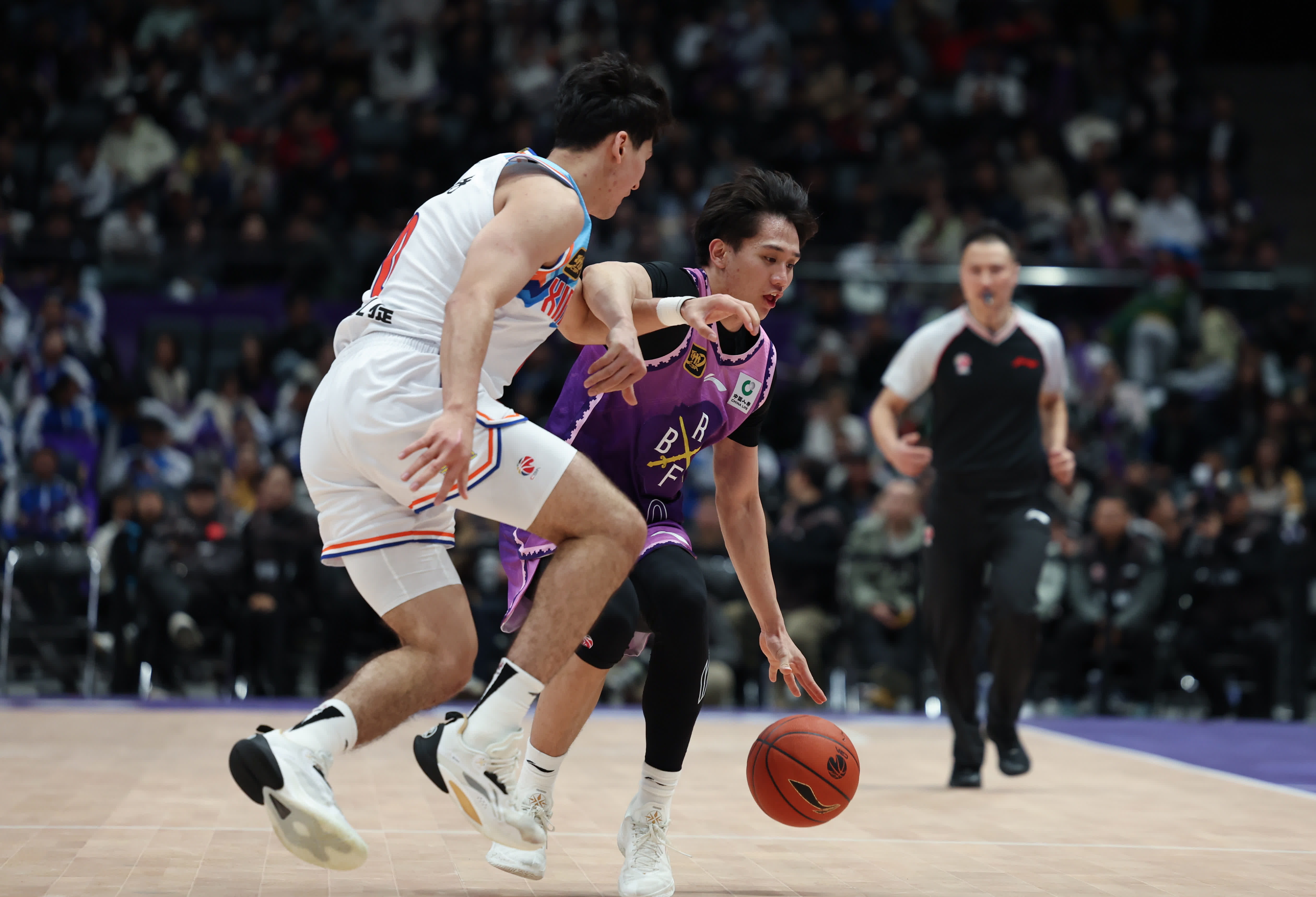 中国篮球职业联赛的最新发展情况