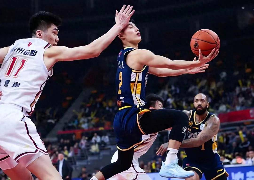 关于浙江男篮战胜江苏队，豪取三连胜的信息