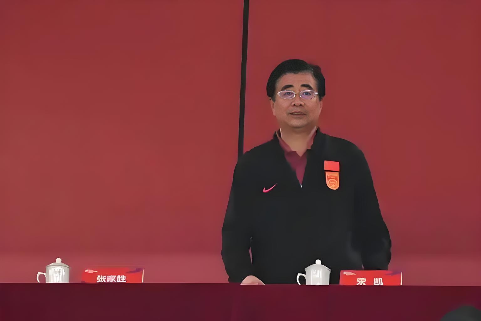 下轮重头戏，球队需要备战展现拼搏精神的简单介绍