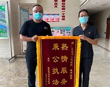 那不勒斯主席批评裁判，要求公正裁判的简单介绍