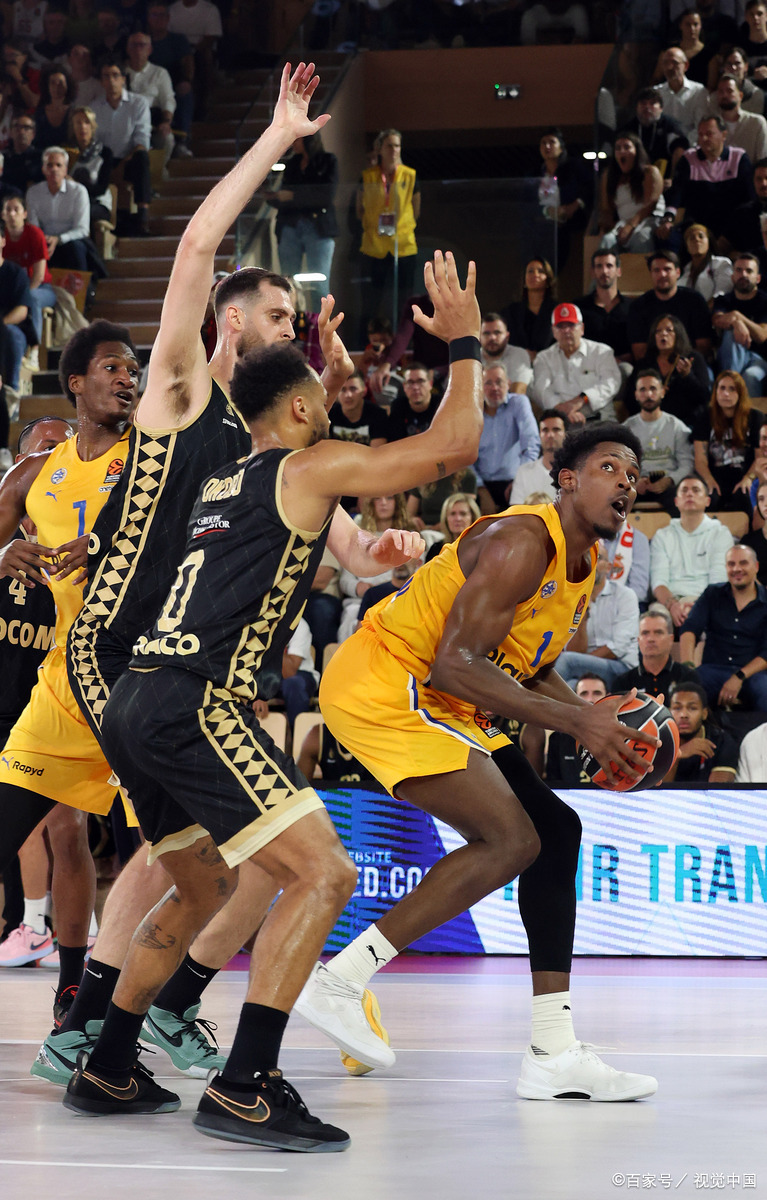 篮网逆转黄蜂，东部决赛步入胜势