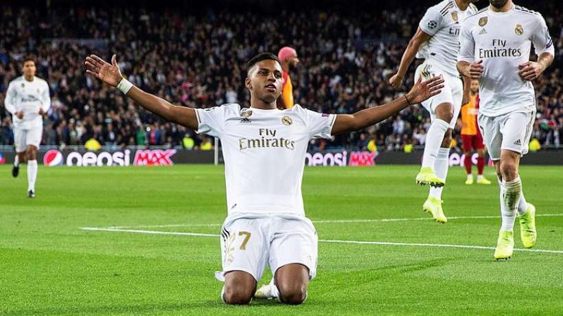 关于新加坡新秀演绎帽子戏法助球队豪取大胜的信息