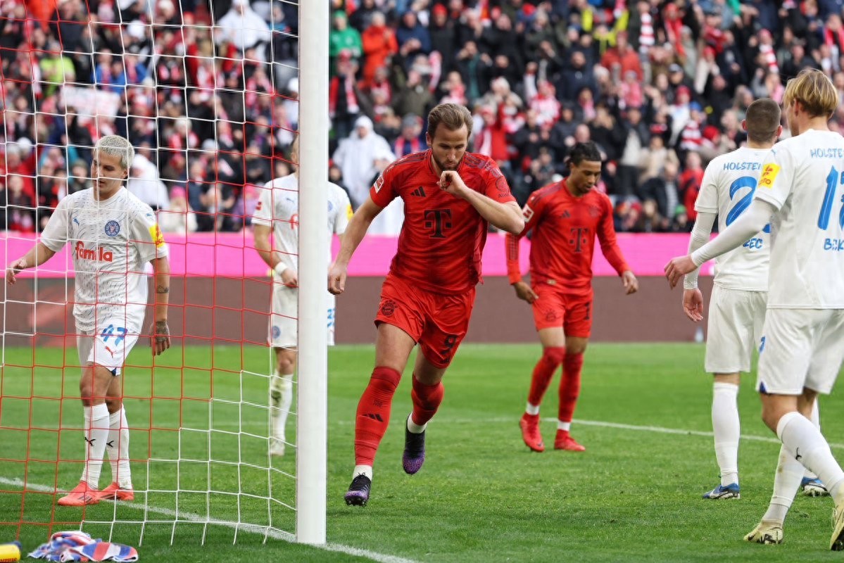 德国队备战对阵爱沙尼亚的关键比赛