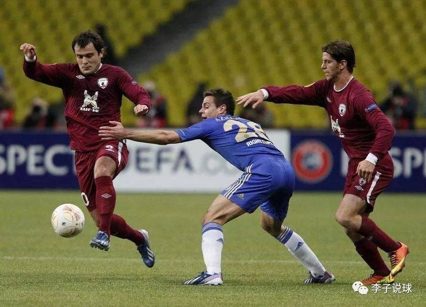 沙尔克在比赛中展现出强大实力