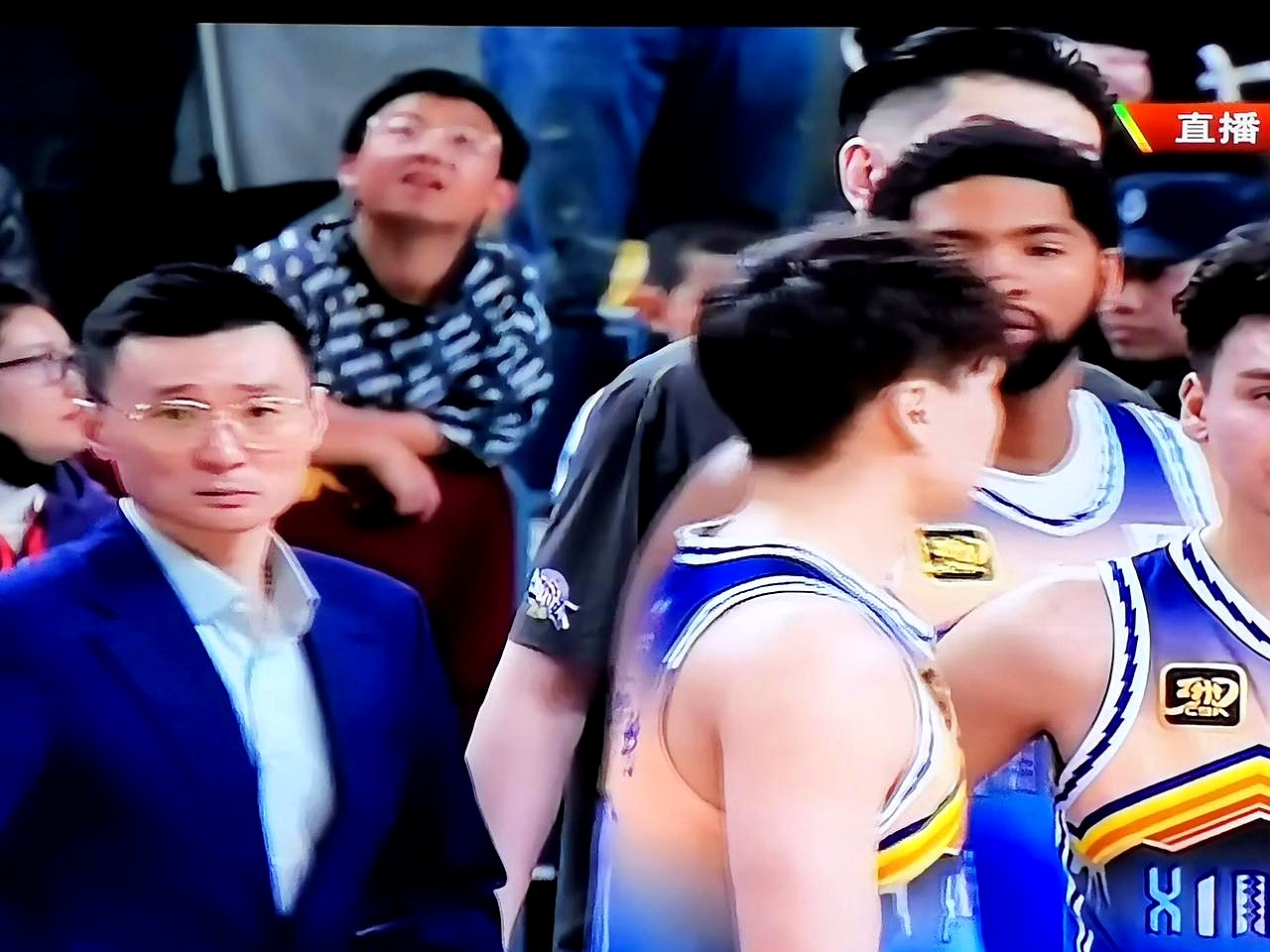 争夺西部头名！四川队迎战新疆队