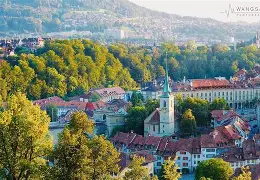 伯尔尼西亚客场不敌海宁，在球场上付出艰辛的简单介绍