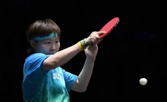 大连东北虎客场力挫对手，继续领跑