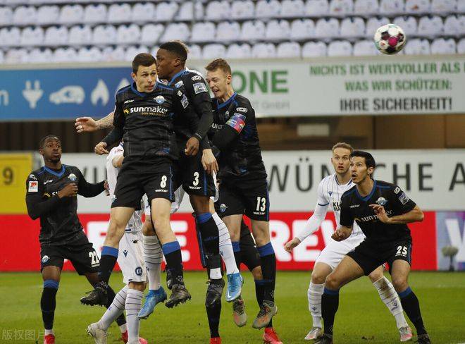 柏林赫塔队长带头，带领球队冲刺