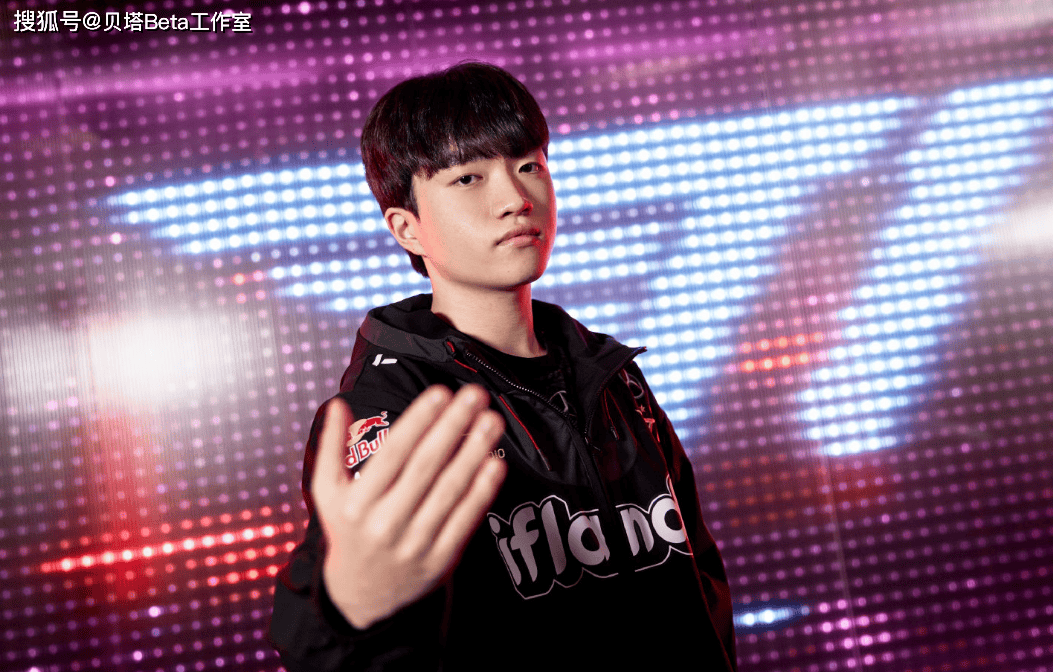 DRX翻盘FNC，Keria关键团战开团秒人鏖战多局八强赛，技惊四座