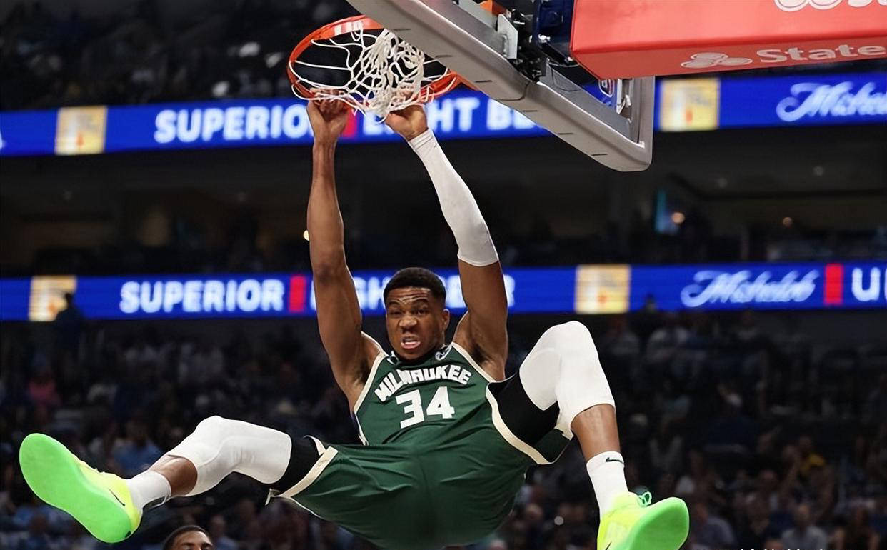 雄鹿擒独行侠，字母哥表现抢眼