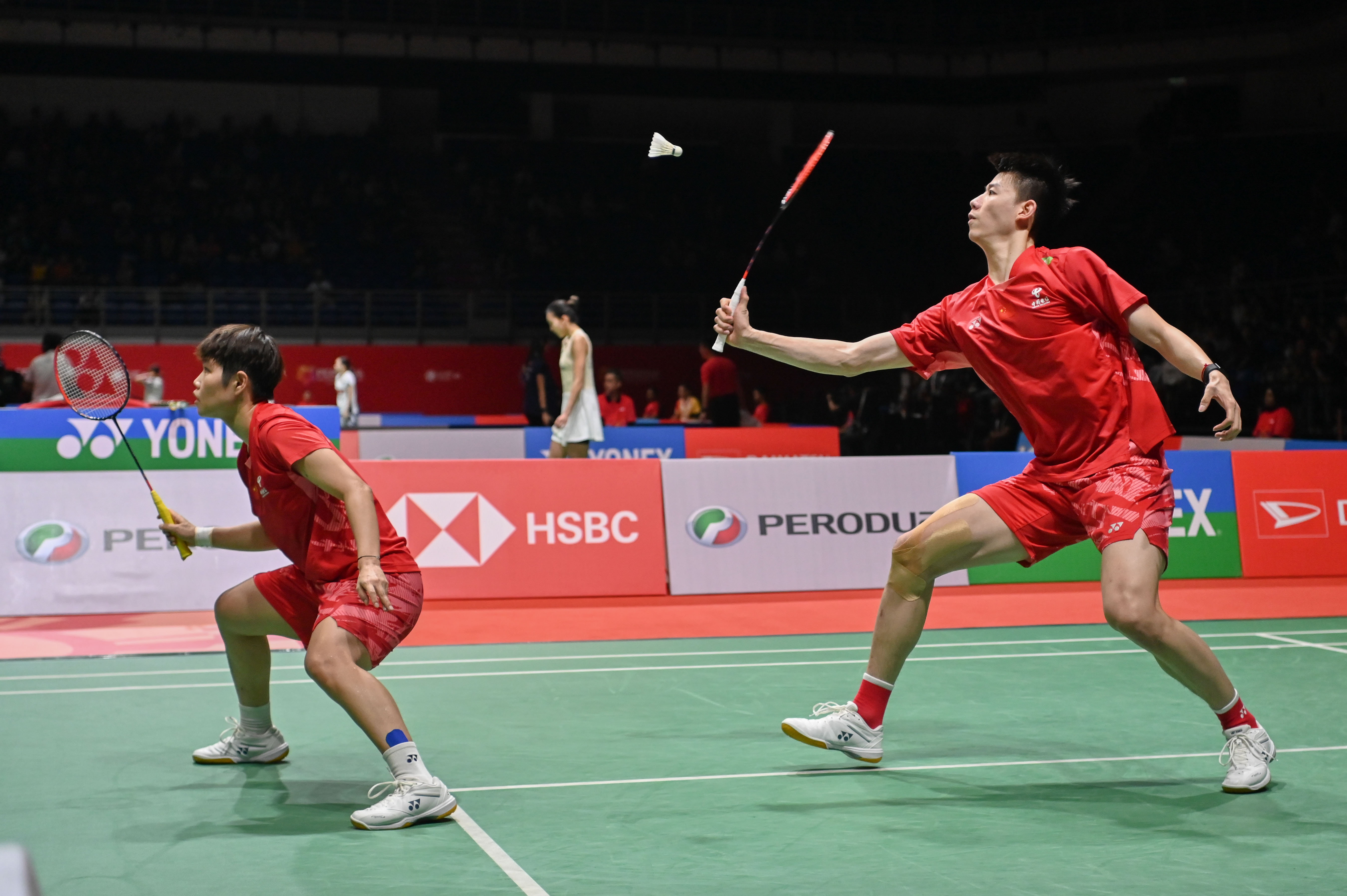 关于马来西亚选手勇夺金牌，实现连胜的信息