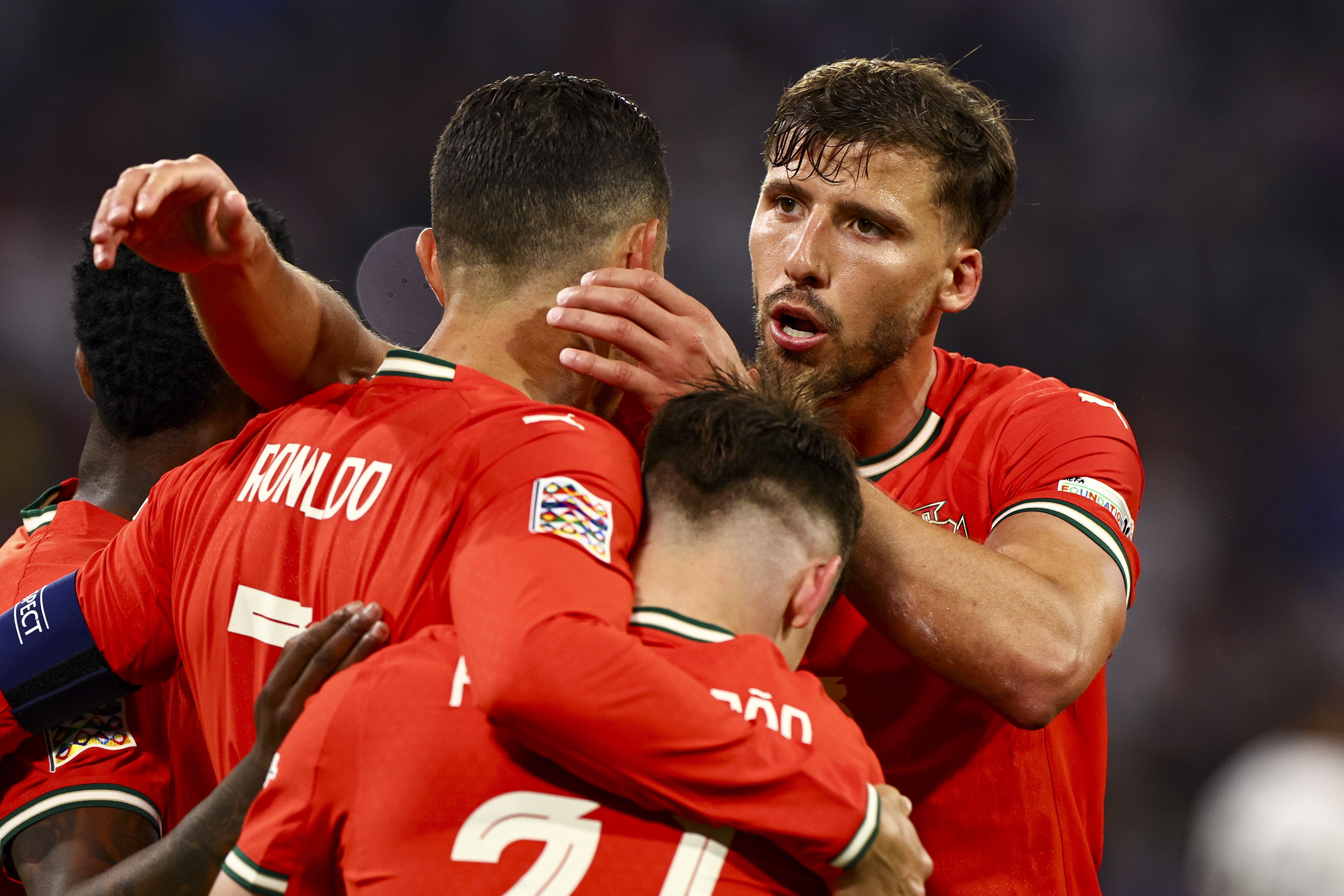 欧国联比赛成为焦点，球员火力全开的简单介绍